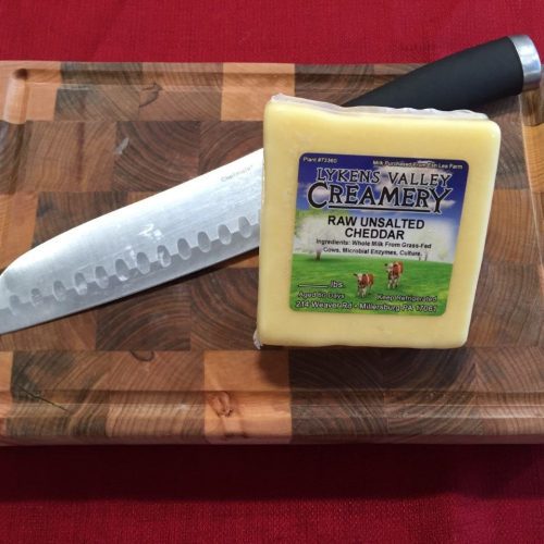 raw grass fed unsalted cheddar cheese 105 oz